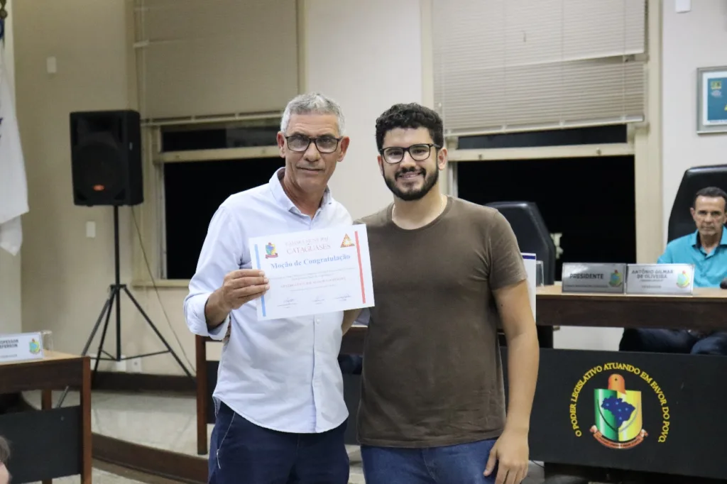 Centro Cultural Sicoob Coopemata é homenageado na Câmara Municipal