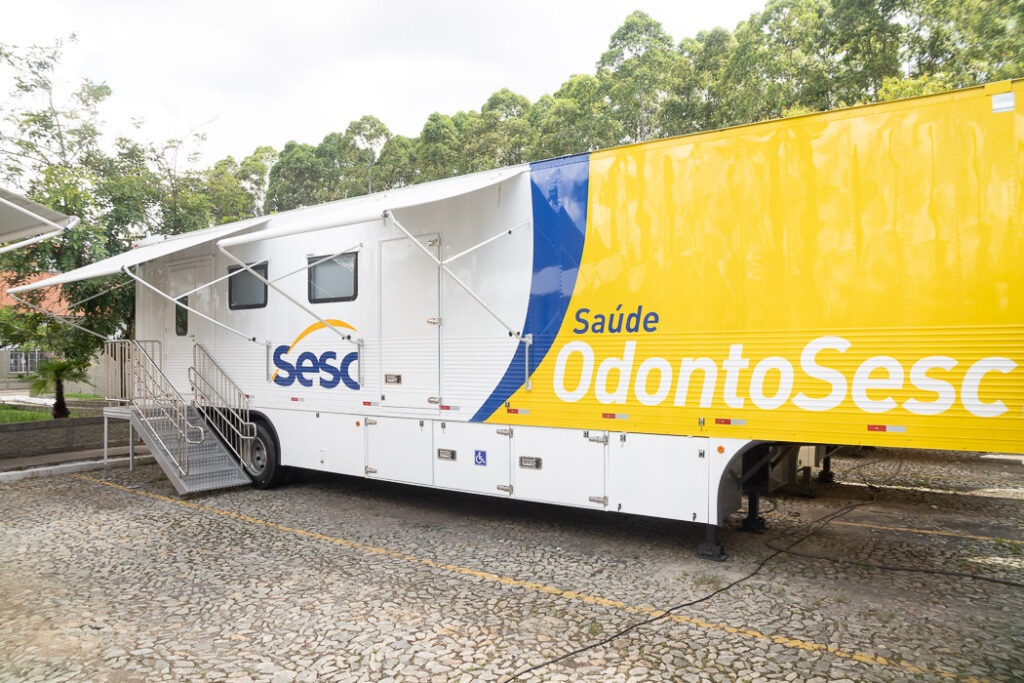 Carreta odontológica do Sesc fará 130 atendimentos em Cataguases