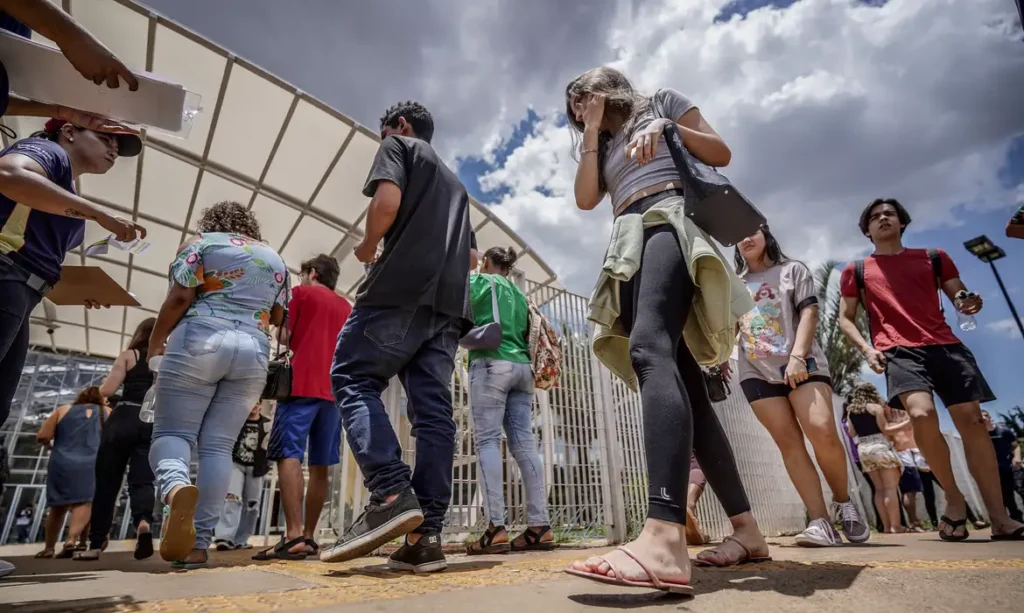 Provas do Enem 2024 serão nos dias 3 e 10 de novembro