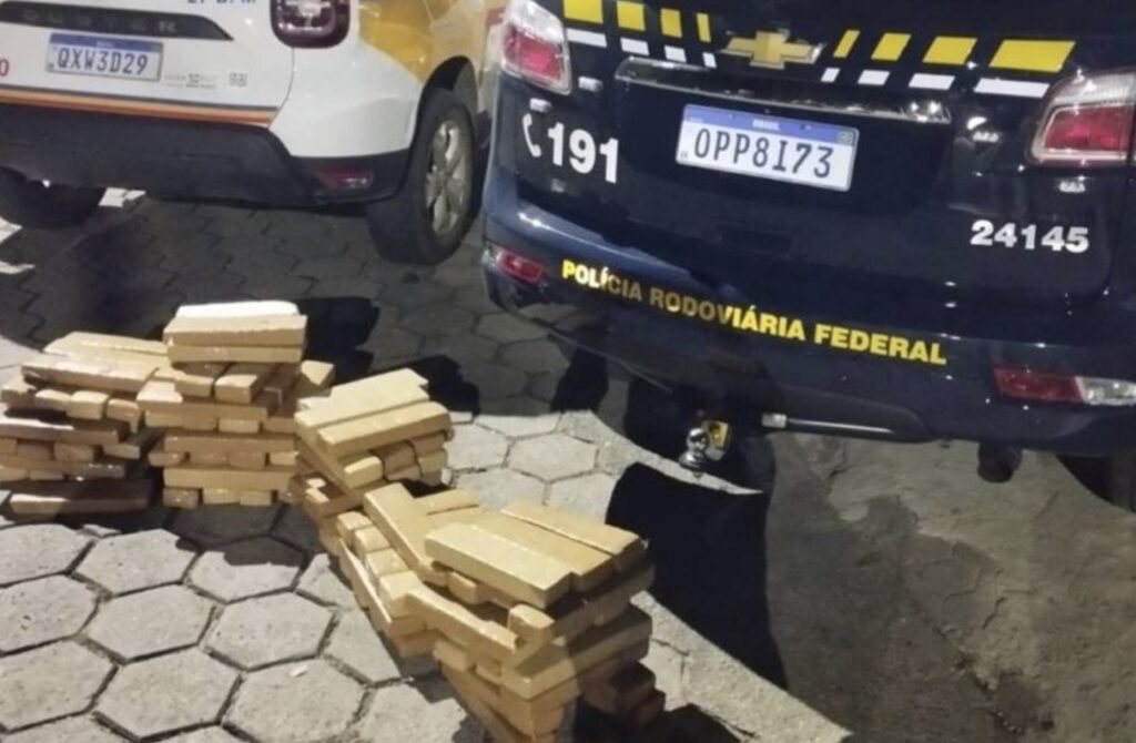 Suspeito de descartar 100kg de maconha é preso em Leopoldina