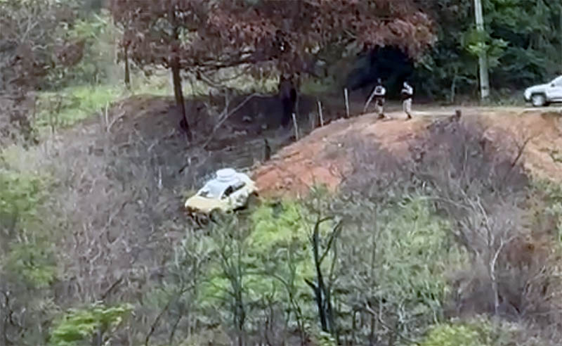 Motorista desmaia e carro desce barranco, em Astolfo Dutra