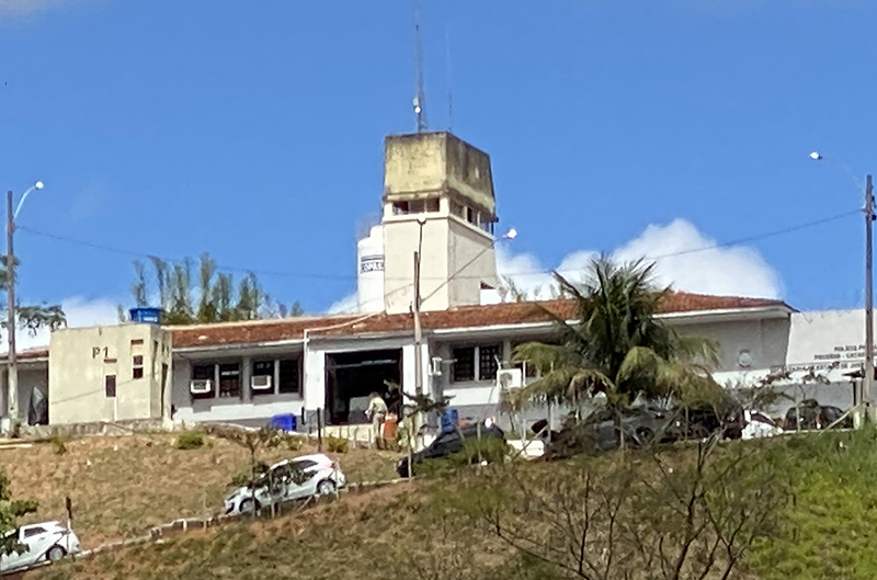 Homem foge do presídio de Cataguases pelo alambrado