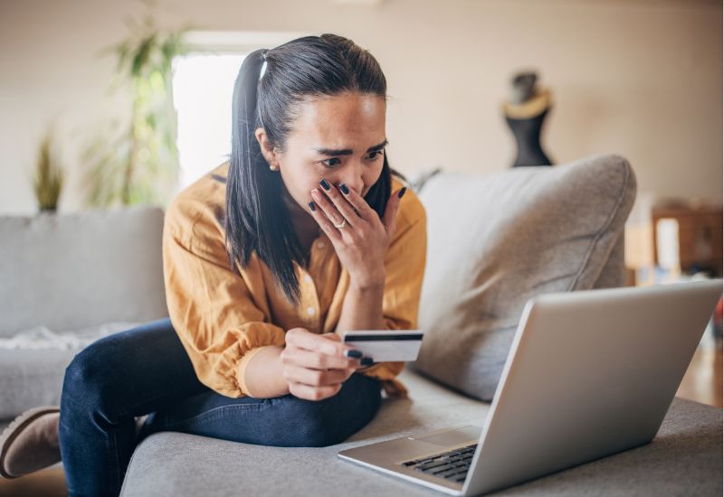 Minas tem seis casos de estelionato virtual a cada hora em 2024