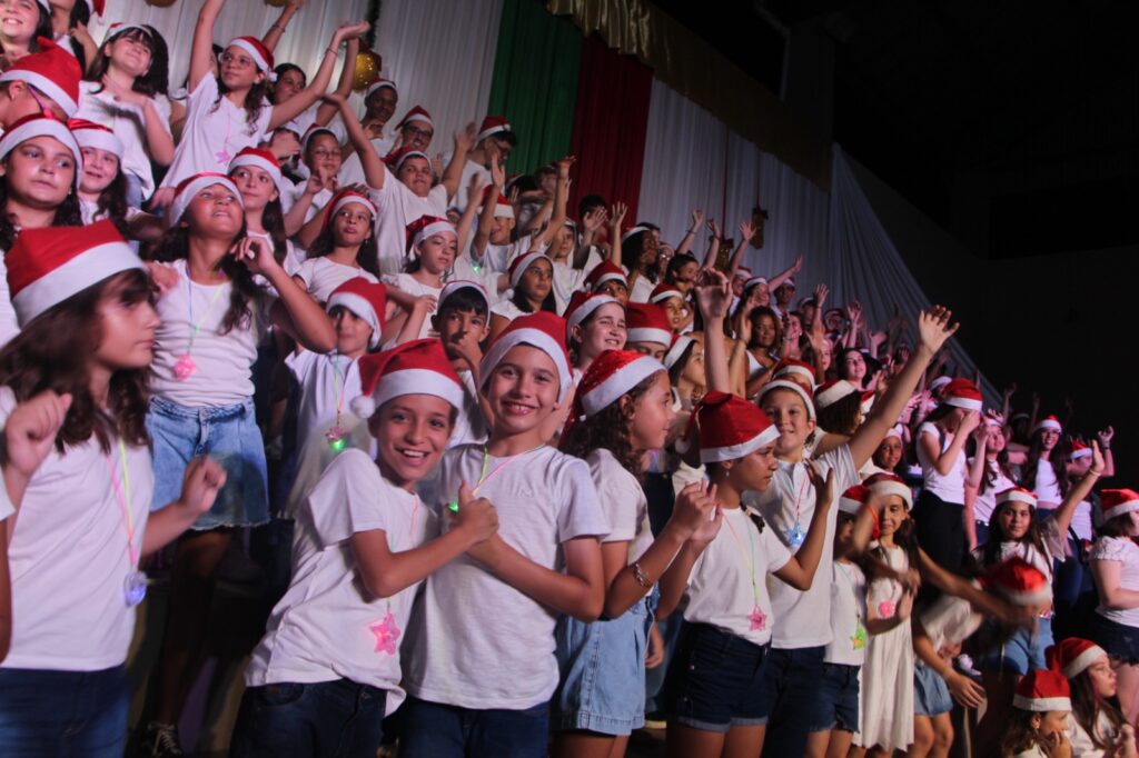 Colégio Carmo realiza sua Cantata de Natal 2024