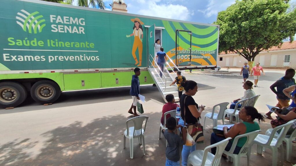 Faemg Senar leva a Piraúba e Ubá o Caminhão da Saúde