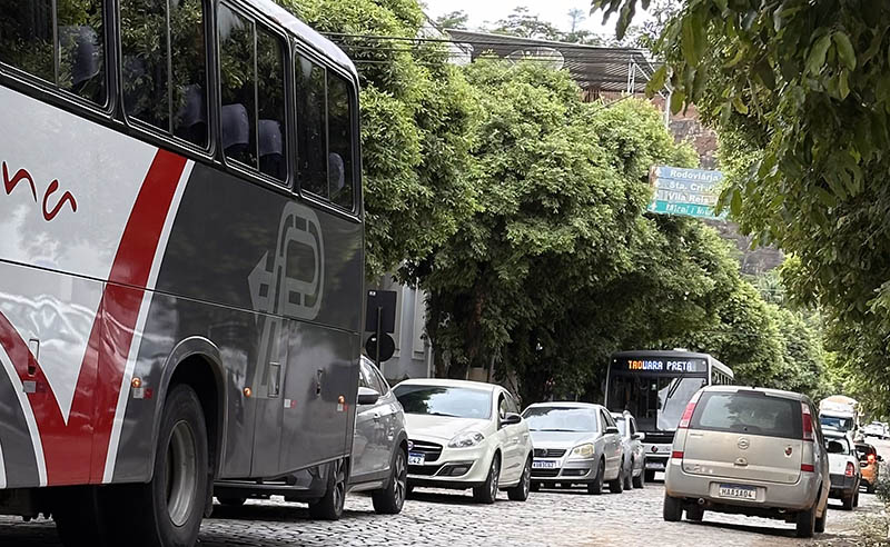 Governo começa a exigir CRLV de veículos com placas de finais 7, 8, 9 e 0