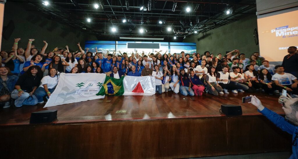 150 estudantes da rede pública de Minas vão fazer intercâmbio