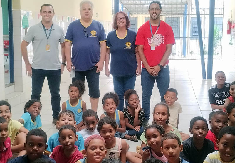 Papai Noel dos Correios realiza sonho de 133 crianças em Cataguases