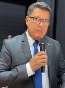 Prefeito, vice-prefeita e