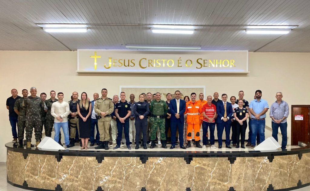 Forças de Segurança que atuam no município recebem homenagem