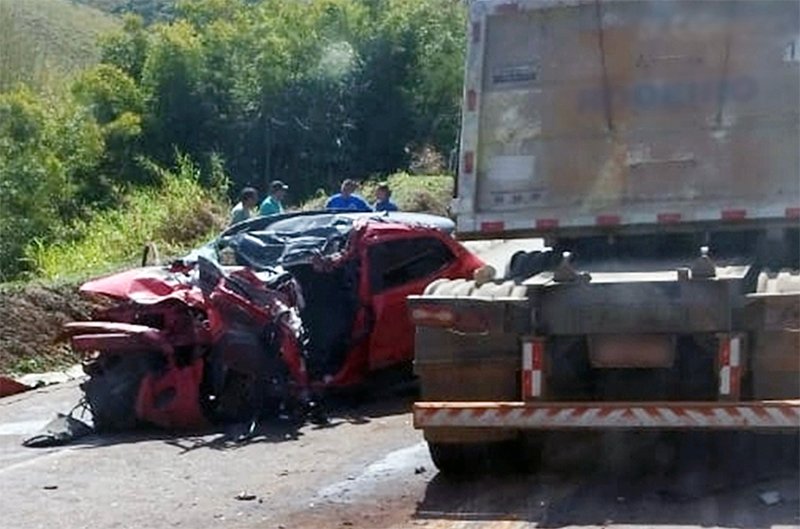 Idoso morre em grave acidente na BR-116, em Leopoldina