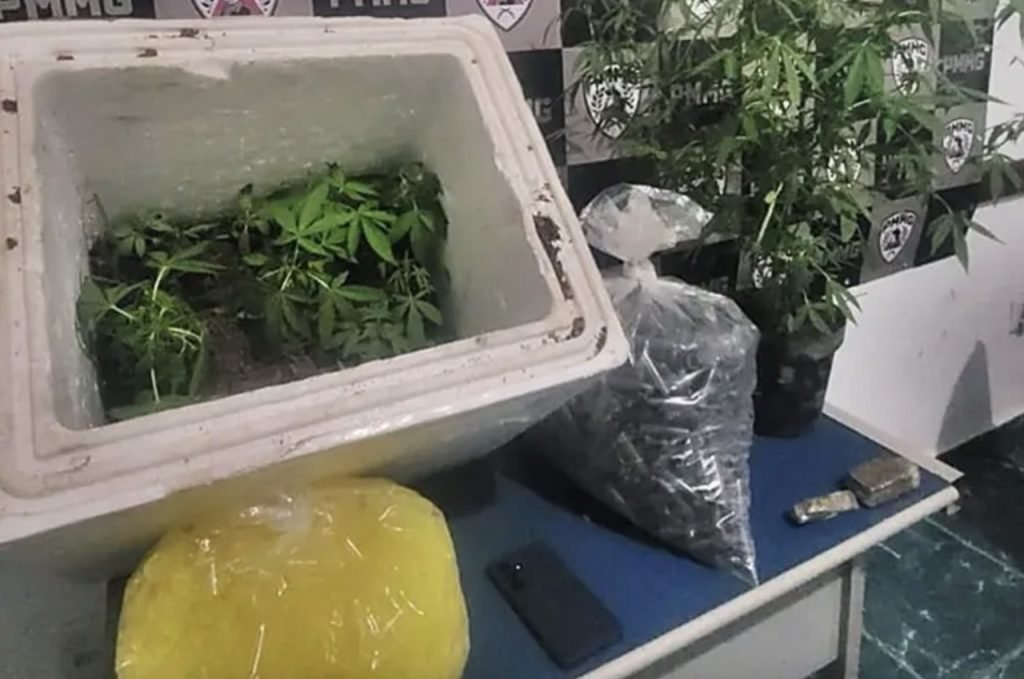 PM prende suspeitos de ligação com facção criminosa em Além Paraíba