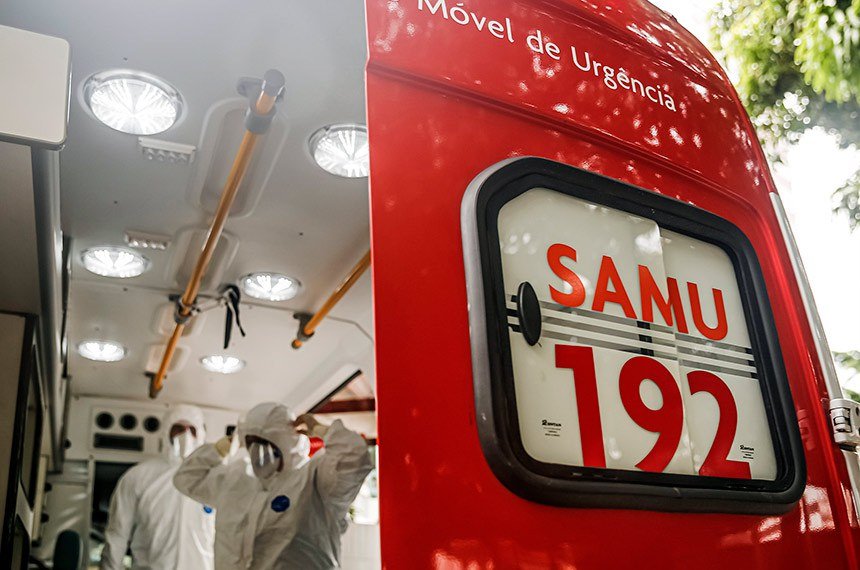 Homem morre após cair de moto em Miraí