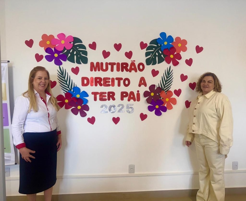 Oito famílias participam do Mutirão Direito a ter Pai
