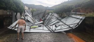 Temporal com granizo e