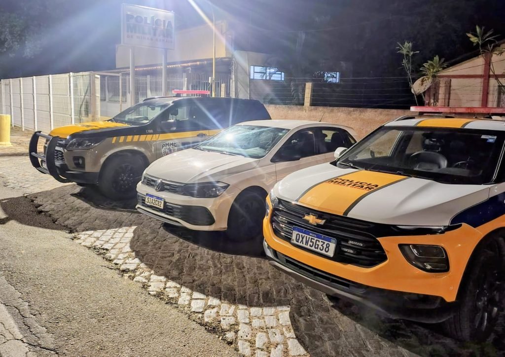 Mulher é presa em blitz na MGC-393, em Além Paraíba