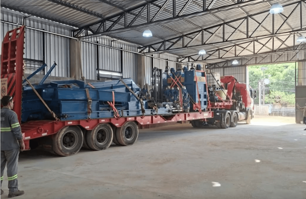 Chega a Cataguases equipamentos para o projeto Recicleiros