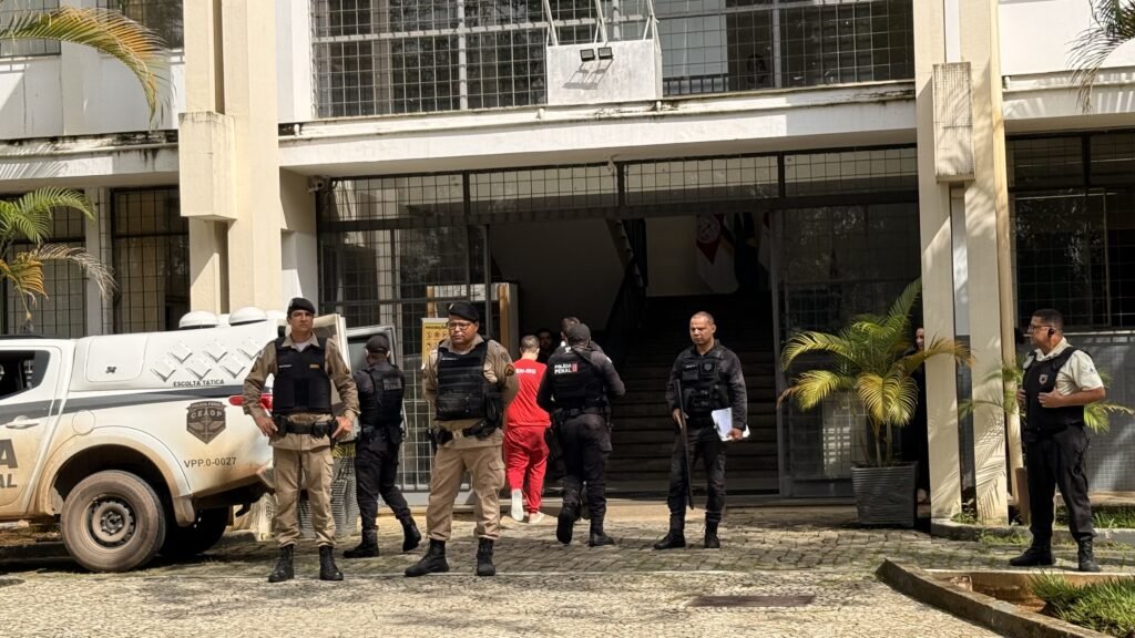 Começa o julgamento de acusado de atropelar e matar mulher em Cataguases