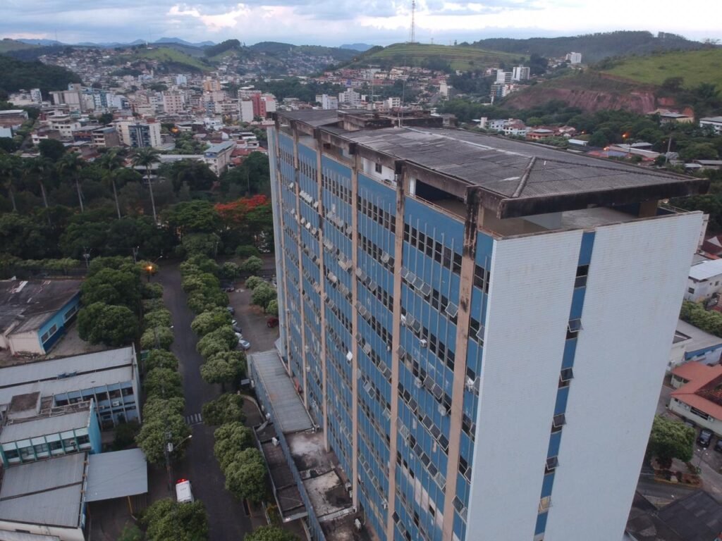 Hospital de Cataguases tenta sobreviver com receita menor do que a despesa