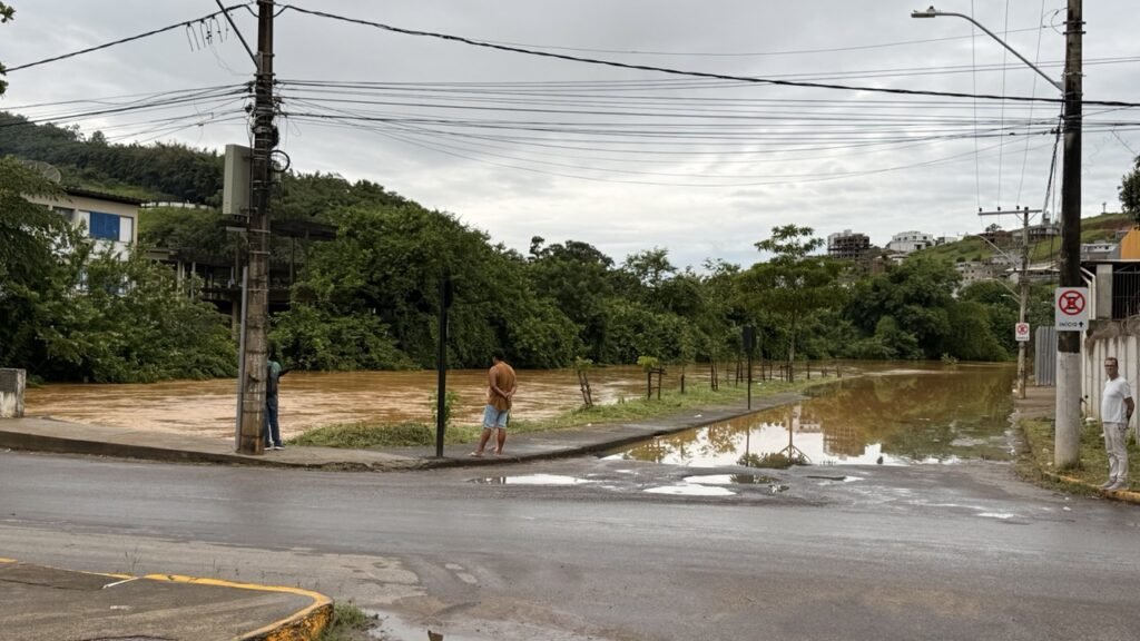 Governo de Minas vai distribuir “Kit Recomeço” aos atingidos pelas chuvas