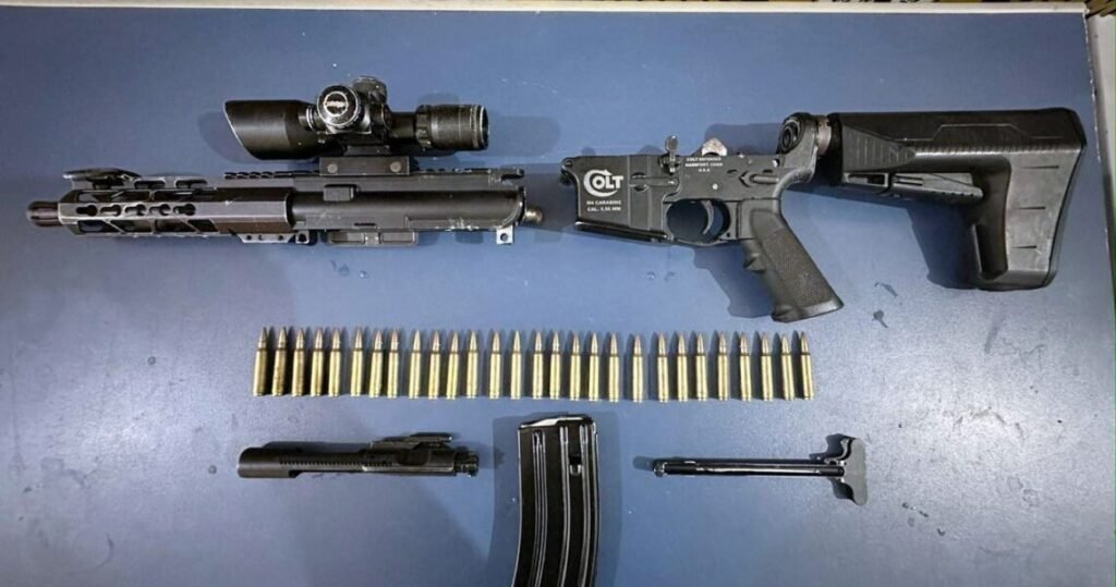 Homem é preso e PM apreende fuzil durante operação em Leopoldina