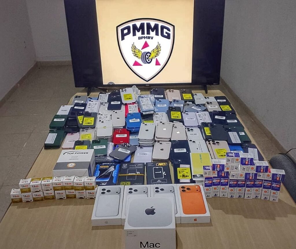 Homem é preso com carga de R$ 1 milhão em rodovia de Além Paraíba