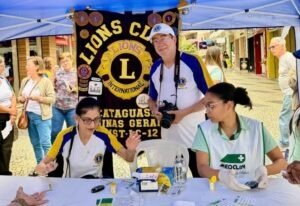 Lions promove ações de