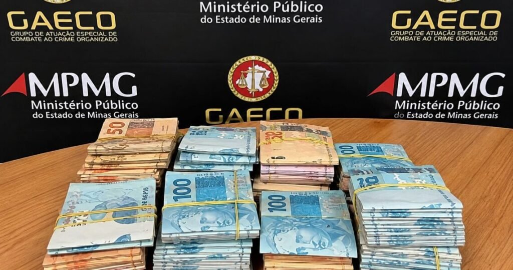 Seis são condenados por ligação ao Comando Vermelho na Penitenciária de Muriaé
