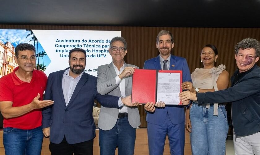 Estado e União formalizam implantação do Hospital Universitário em Viçosa