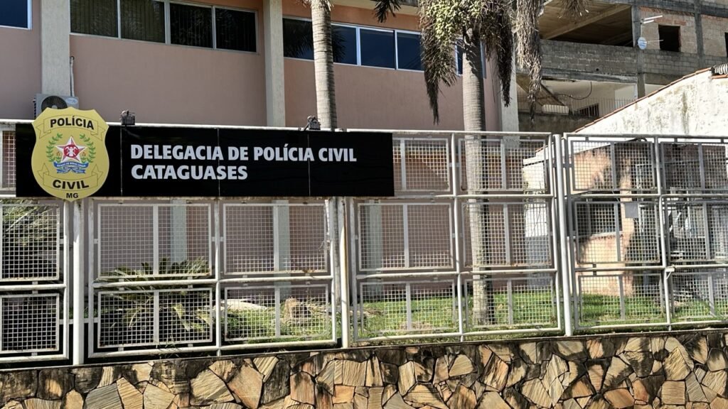 Homem é preso suspeito de furtar fiação no Centro de Cataguases