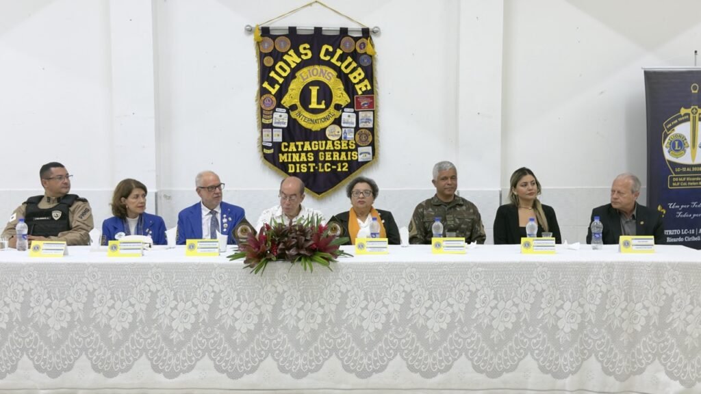 Lions de Cataguases recebe governador do Distrito LC-12
