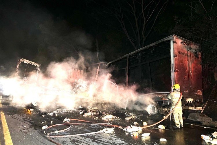 Motorista morre carbonizado após colisão na Serra do Belvedere