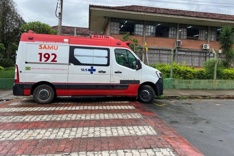 Homem passa mal na fila de votação e morre, em Muriaé