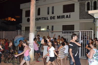 O crime levou a popula&ccedil;&atilde;o at&eacute; &agrave; portaria do Hospital