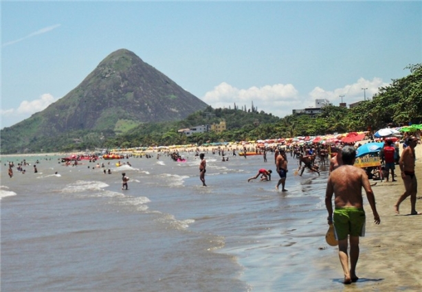 Entre os cataguasenses, as praias de Pi&uacute;ma s&atilde;o as preferidas nesta &eacute;poca do ano