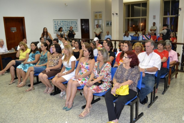 Uma grande parte dos homenageados s&atilde;o funcion&aacute;rios da Escola Estadual Guido Thomaz Marli&egrave;re