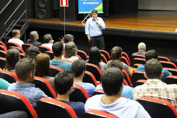 Empres&aacute;rios e estudantes participaram do Semin&aacute;rio promovido pelo SEBRAE-MG nesta tarde de ter&ccedil;a-feira