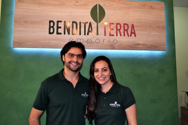 Marcos e Let&iacute;cia est&atilde;o &agrave; frente do Bendita Terra - emp&oacute;rio, nova op&ccedil;&atilde;o em produtos de qualidade e alimenta&ccedil;&atilde;o saud&aacute;vel