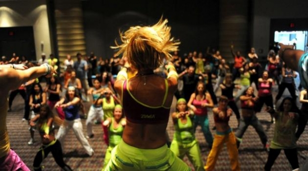 O Master Class Zumba Fitness ser&aacute; aberto ao p&uacute;blico em geral e quem quiser participar dever&aacute; trazer um quilo de alimento n&atilde;o perec&iacute;vel, exceto sal