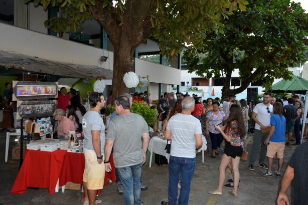 O p&uacute;blico prestigiou a quarta edi&ccedil;&atilde;o do Bendita Feira que aconteceu na AABB neste s&aacute;bado