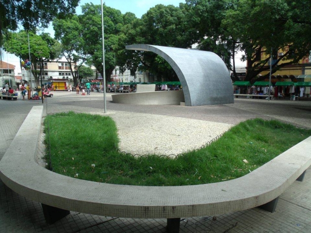 A Pra&ccedil;a Rui Barbosa vai receber, neste s&aacute;bado, uma a&ccedil;&atilde;o promocional e solid&aacute;ria da FIC-Unis para a campanha do vestibular (Foto: Carrara Neto)