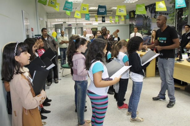 Os integrantes do Coral do Projeto Encantando far&atilde;o a apresenta&ccedil;&atilde;o de encerramento do Dia C