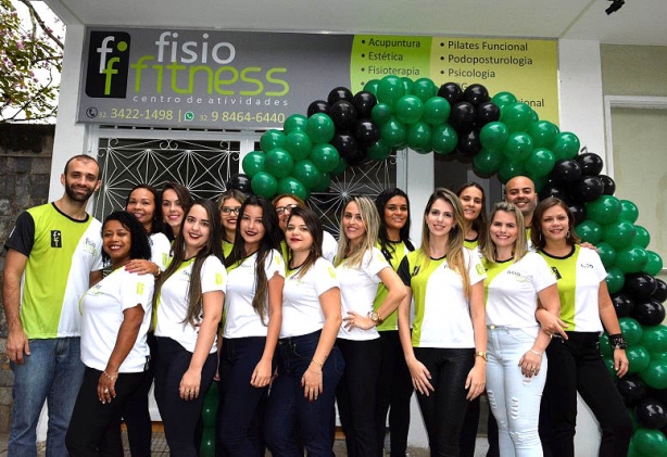 A equipe de profissionais do Fisio Fitness - Centro de Atividades durante a manh&atilde; de inaugura&ccedil;&atilde;o da nova sede