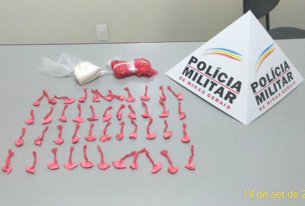 A droga e o material para sua embalagem foram encontrados na casa do suspeito