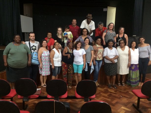 O encontro reuniu representantes de grupos de economia solid&aacute;ria da cidade e de munic&iacute;pios vizinhos