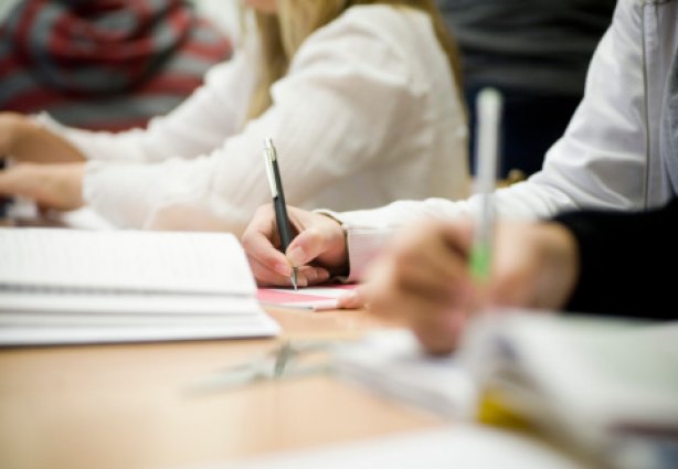 Os interessados em cursar um dos cursos gratuitos da instituição deve se inscrever até domingo