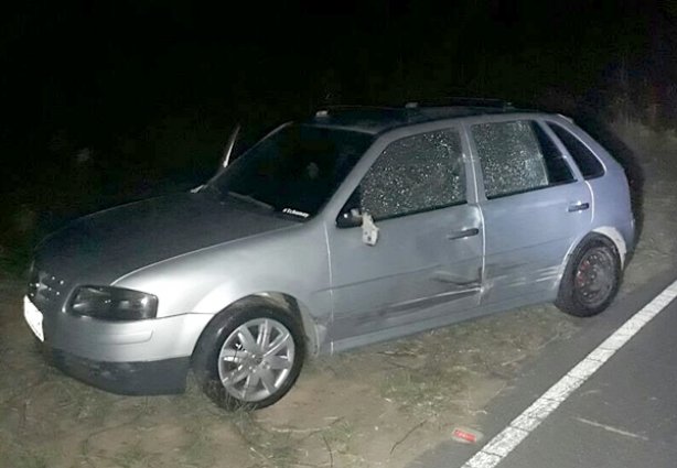 O motorista do veículo teve ferimentos leves mas foi levado ao Hospital de Muriaé