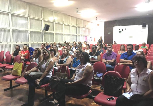 A apresentação do Plano Municipal de Redução de Riscos e Desastres Naturais coube ao geólogo e pesquisador da UFV, Leonardo de Souza