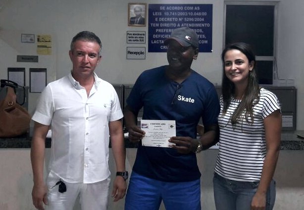 A entrega dos certificados culmina o trabalho desenvolvido para abandonar o cigarro