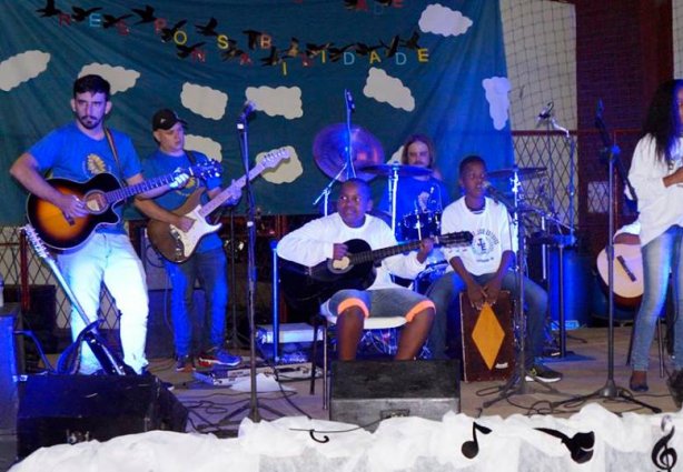 Durante dois dias os estudantes apresentaram suas músicas no Festival